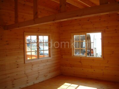 Domek drewniany letniskowy - domek z drewna wnętrze