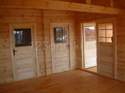 Domek drewniany letniskowy - domek z drewna wnętrze