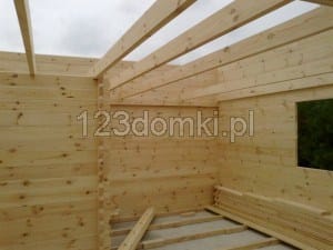 domek z drewna letniskowy