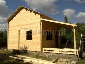 domek z drewna letniskowy