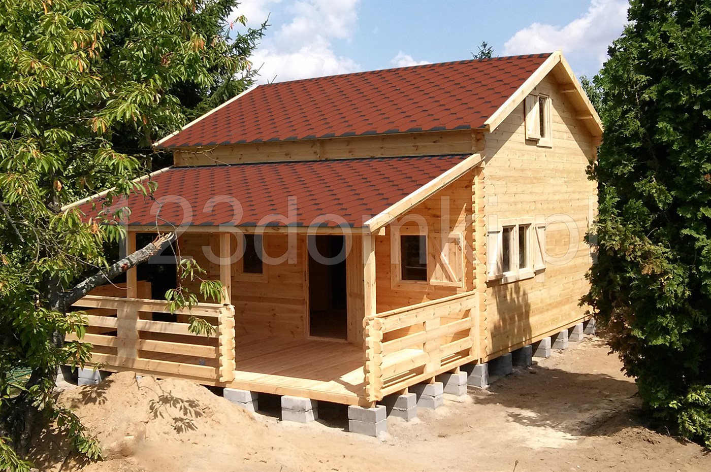 domek letniskowy z tarasem